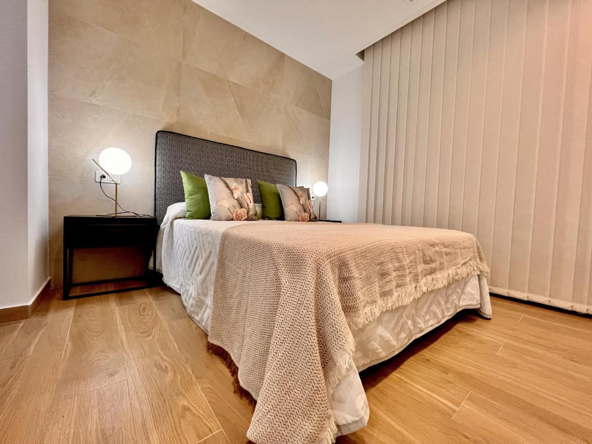 La Masion De Tout Seasonal Rental El Campello Esterno foto
