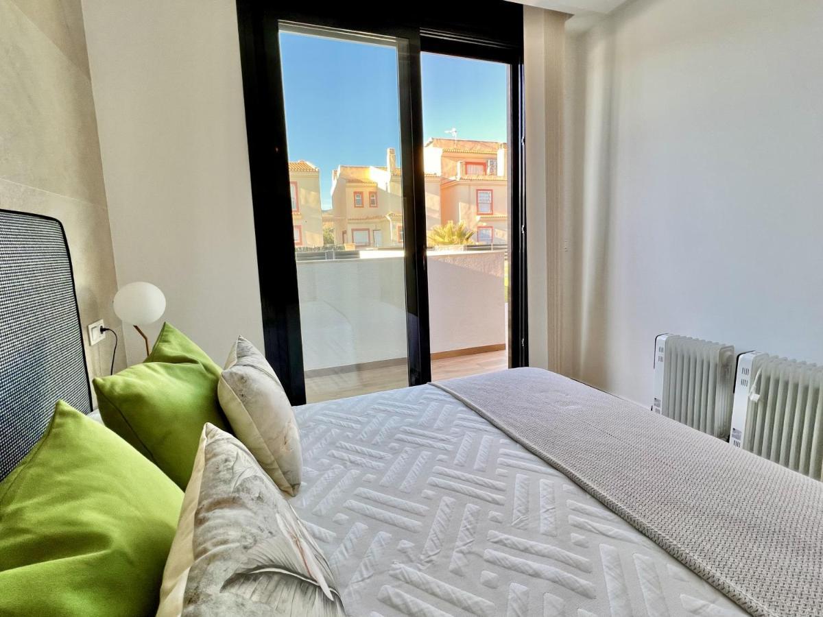 La Masion De Tout Seasonal Rental El Campello Esterno foto