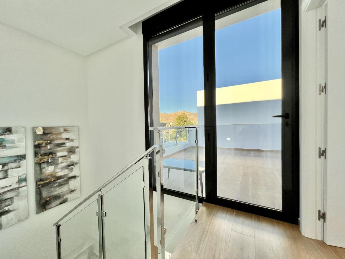 La Masion De Tout Seasonal Rental El Campello Esterno foto