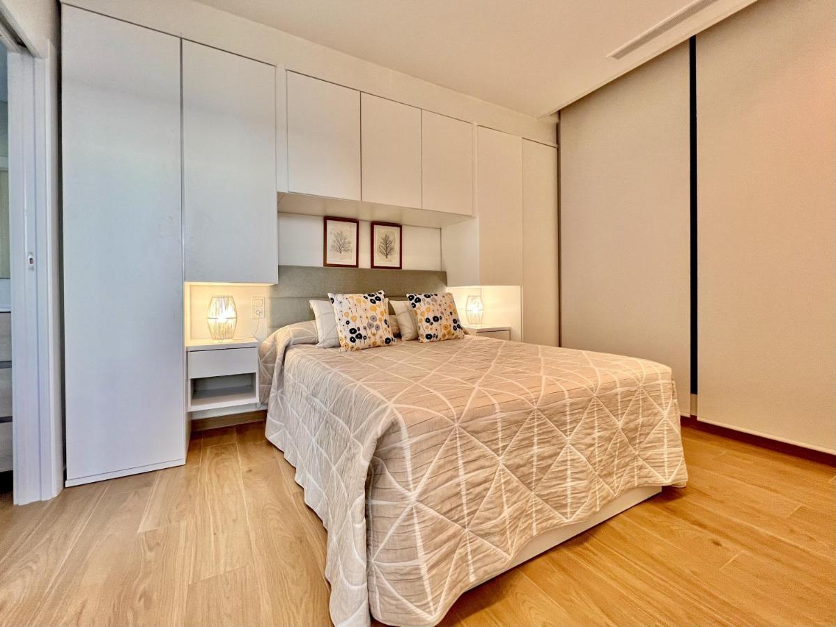 La Masion De Tout Seasonal Rental El Campello Esterno foto