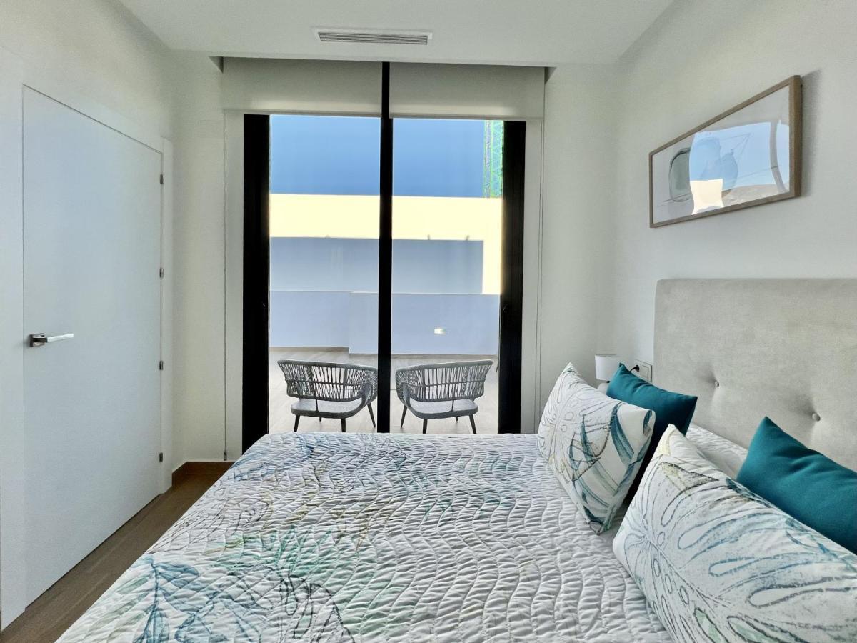 La Masion De Tout Seasonal Rental El Campello Esterno foto